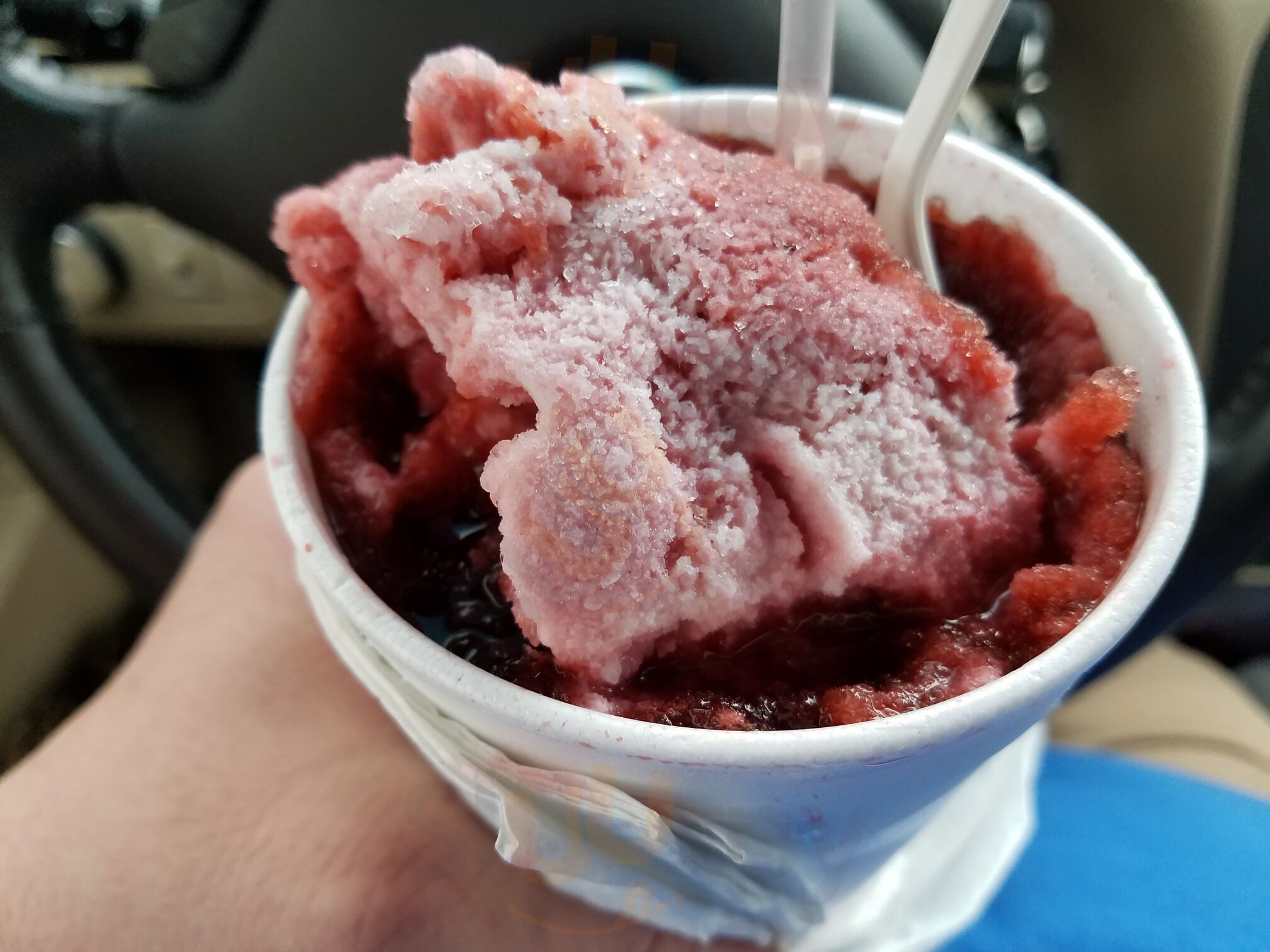 Red Rooster Snowball Stand