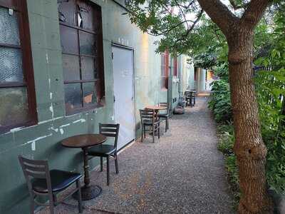 Common Grounds Coffeehouse