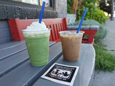 Common Grounds Coffeehouse