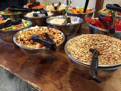 Nectar Frozen Yogurt Lounge