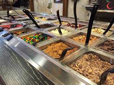 Nectar Frozen Yogurt Lounge