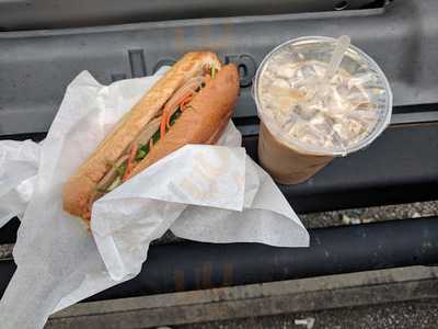 Dalat's Gateaux And Cafe