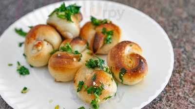 Giardini Pizzeria & Restaurant