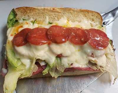 Geppetto's Pizza & Ribs