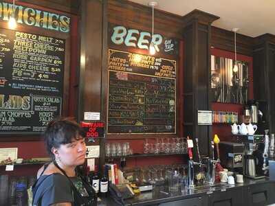 Lucky Labrador Tap Room