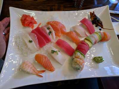 Sushi Gallery