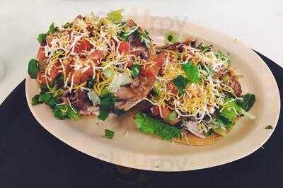 Mica's Tortilleria Y Taqueria