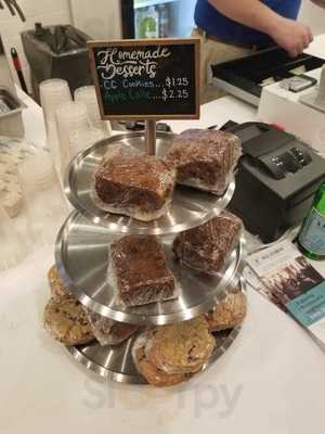 The Good Leaf Salad Market