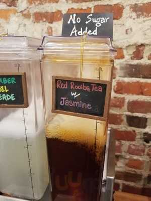 The Good Leaf Salad Market