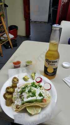 La Cueva Deli & Mexican Grill