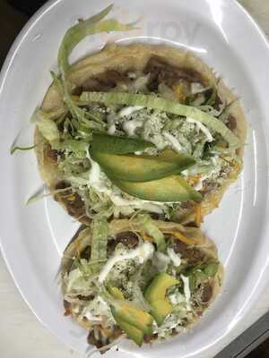 La Cueva Deli & Mexican Grill