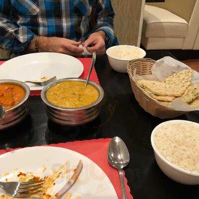 Red Chillez Indian Grill