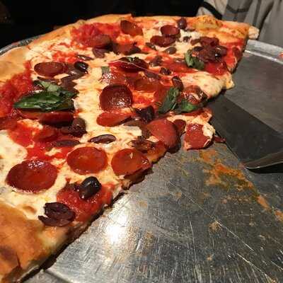 Patsy's Pizza--74th Street