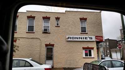 Ronnie's Sub Shop