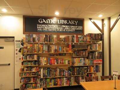 Emerald Tavern Games And Cafe