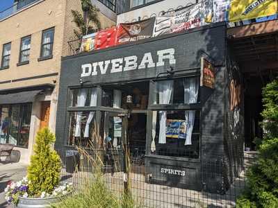 Dive Bar