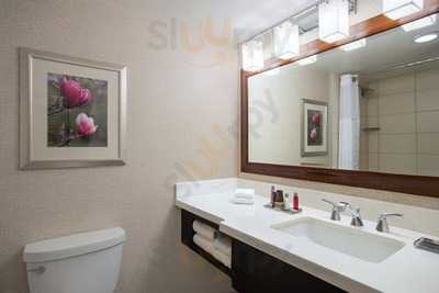 Twisted Oak Restaurant