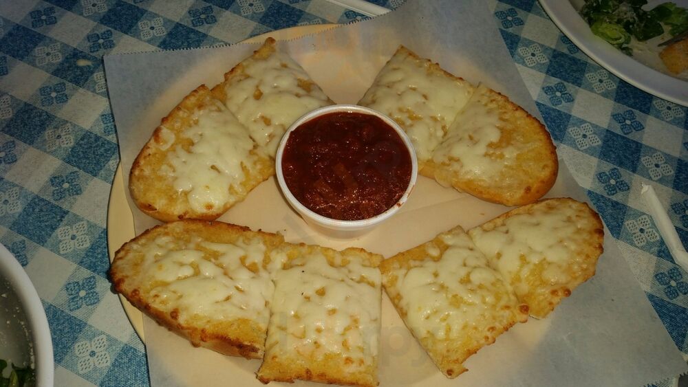 Chicagos Bros Pizzeria