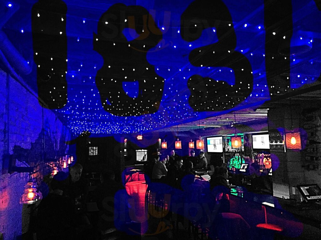 1831 Bar And Lounge