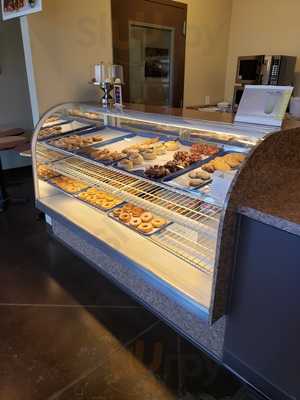 Paradise Donuts & Java Dave's Coffee