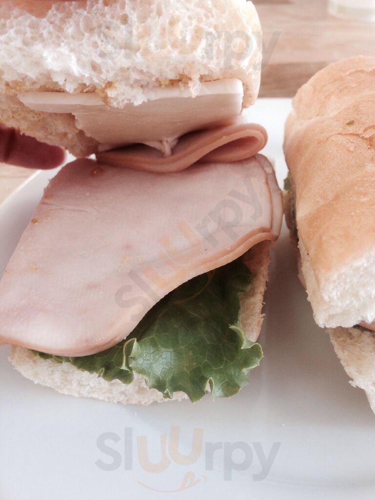 La Bou Bakery & Cafe