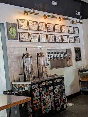 Bru Florida Growler Bar