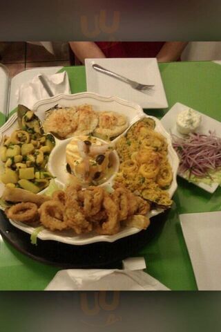 La Bodega Peruvian Restaurant