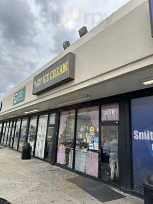 Clown Cone & Confections