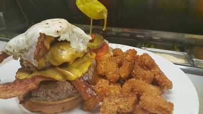 Crimson And Gold Tavern