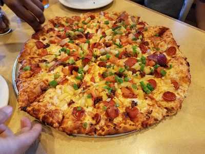 Round Table Pizza