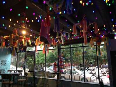 Broken English Tacopub Lincoln Park