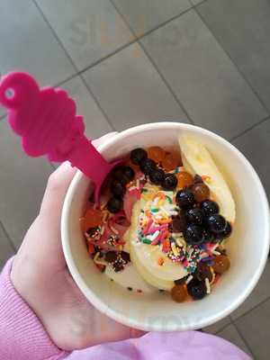 Menchie's Frozen Yogurt