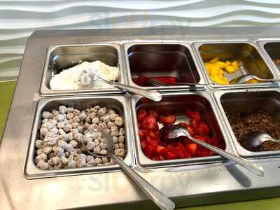 Menchie's Frozen Yogurt
