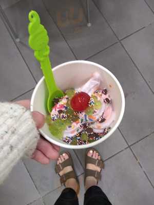 Menchie's Frozen Yogurt