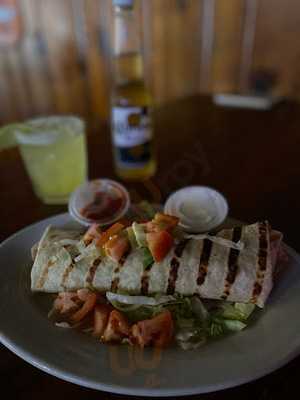 Woody's Bar And Grille