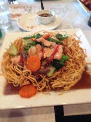 Manola's Thai Cuisine