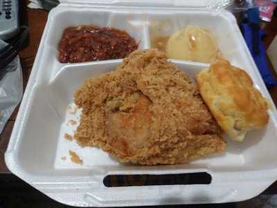 Lee's Famous Recipe Chicken