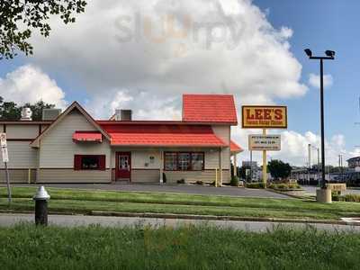 Lee's Famous Recipe Chicken
