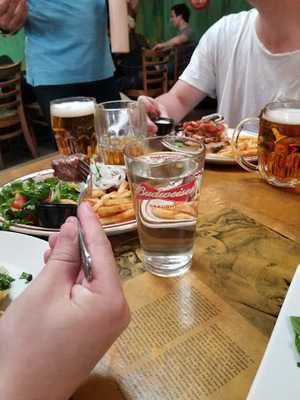 Kebeer Draft Bar And Grill