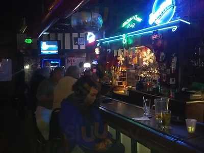 Mclain's Corner Bar Grill And Bbq