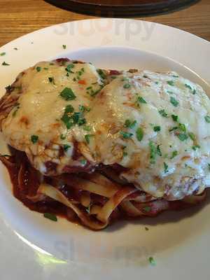 Frezno Bar And Grill