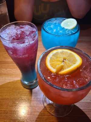 Frezno Bar And Grill