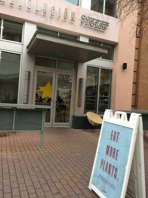 Revolucion Coffee + Juice