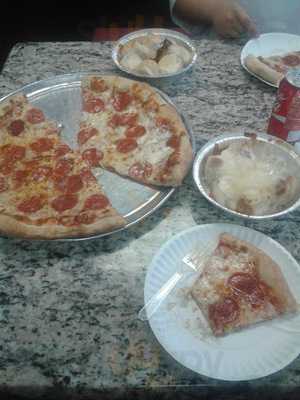 Leo's Pizza