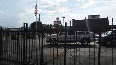 Keeton's Restaurant & Sports Bar