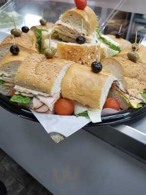 Zoom Zoom Deli Grill