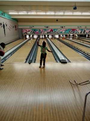 Olivette Lanes