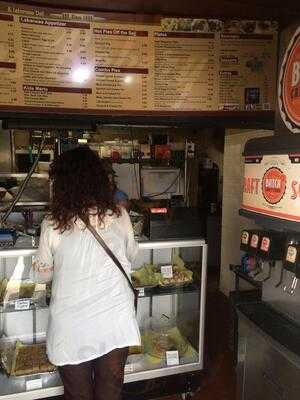 Mama's Bakery & Deli