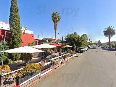 Mama's Bakery & Deli