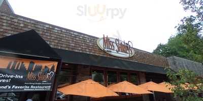 Coldspring Summer Cafe